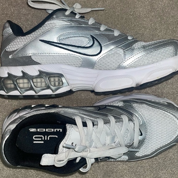 Nike Zoom Air Fire - Picture 2 of 4